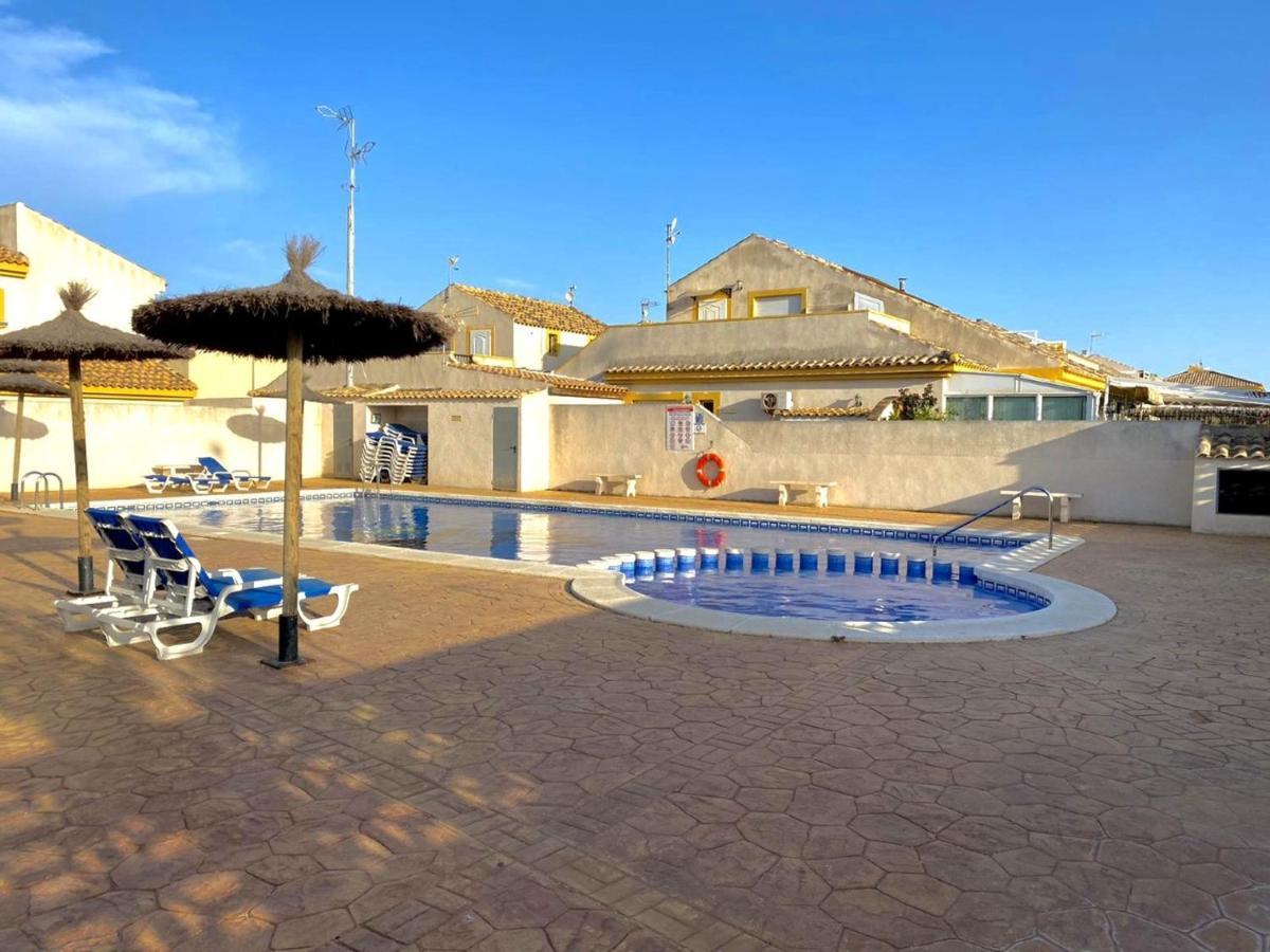 דירות El Mojon  Bonito Adosado Con Piscina A 200 M De La Playa מראה חיצוני תמונה