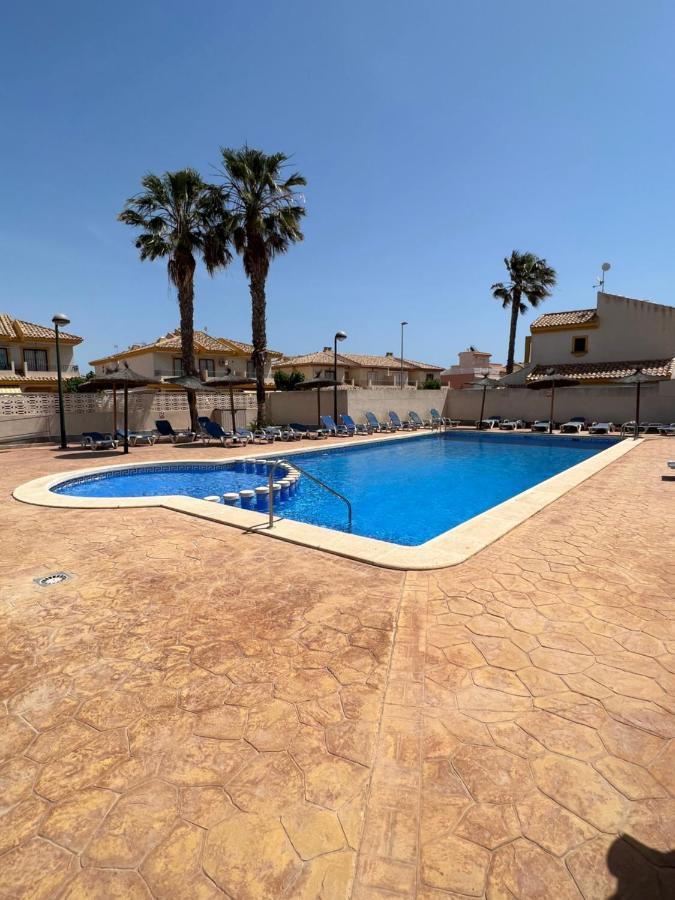 דירות El Mojon  Bonito Adosado Con Piscina A 200 M De La Playa מראה חיצוני תמונה